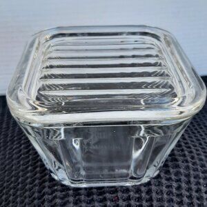 ANCHOR HOCKING 1932 VINTAGE DESIGN REFRIGERATOR DISH W / LID 4.5”